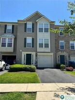 118 Knollwood Dr in Williams Township, PA - Building Photo
