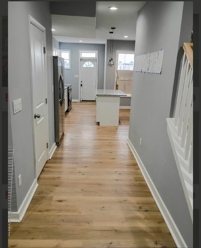 2525 E Biddle St in Baltimore, MD - Foto de edificio - Building Photo