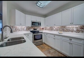 1040 Bridgeport Way in Leland, NC - Building Photo