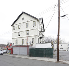 354 W Rt-211 in Middletown, NY - Building Photo - Building Photo