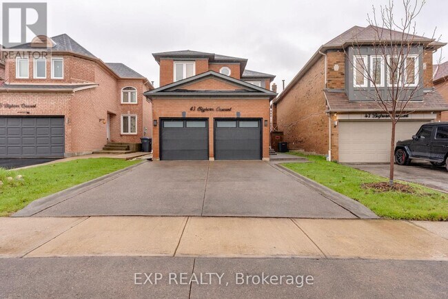 43 Bighorn Crescent in Brampton, ON - Building Photo - Building Photo