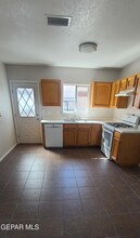 3309 Elias Pl in El Paso, TX - Building Photo - Building Photo