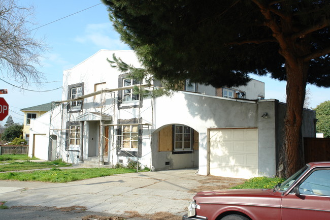 1333 Hopkins St in Berkeley, CA - Building Photo - Building Photo