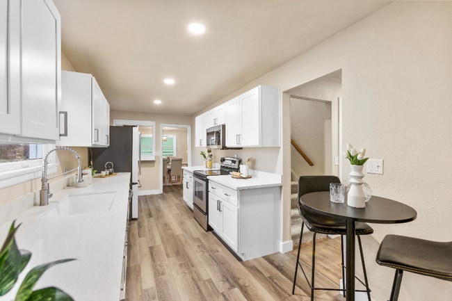 415 124th St S in Parkland, WA - Foto de edificio - Building Photo