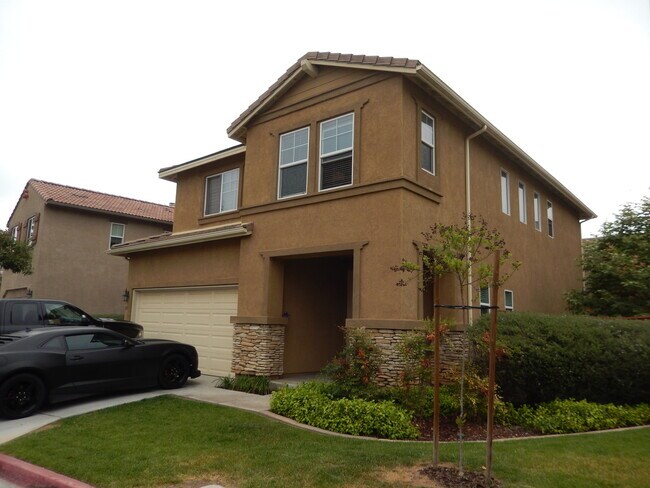 property at 1455 Caracara Cir