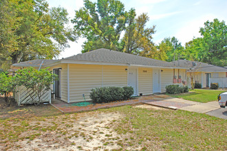 7008 Lanier Dr in Pensacola, FL - Building Photo - Building Photo