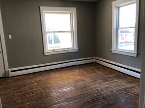 1359 W Main St in Ephrata, PA - Building Photo - Building Photo