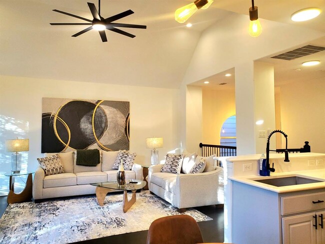 property at 5250 Washington Ave