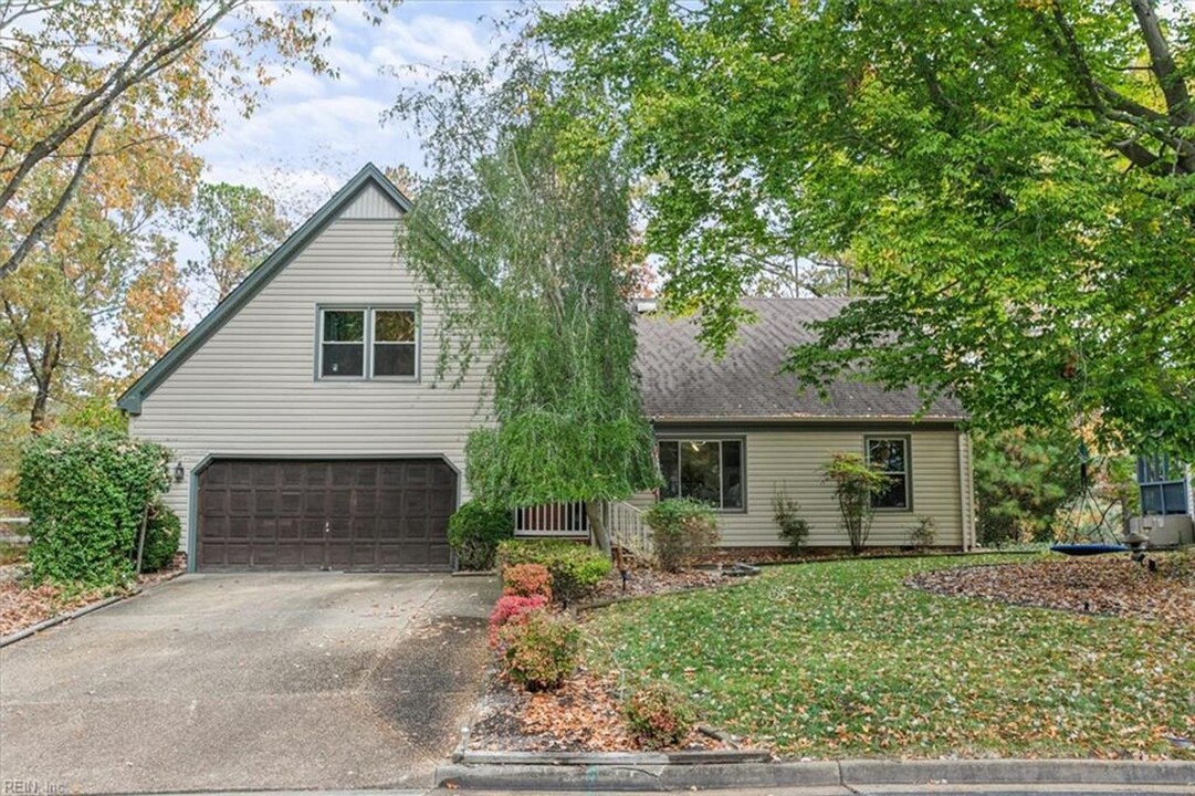873 Garrow Rd in Newport News, VA - Building Photo