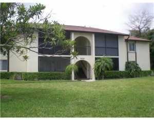 4999 Sable Pine Cir in West Palm Beach, FL - Building Photo