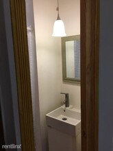 2400 Perry St in Richmond, VA - Foto de edificio - Building Photo