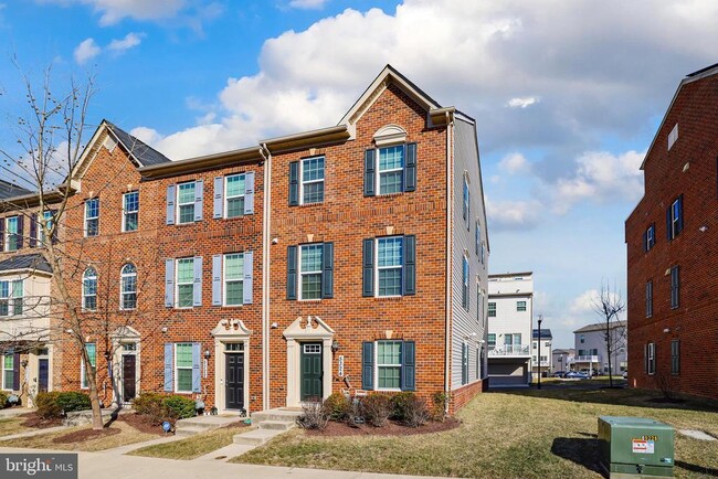 5324 Glover Park Dr in Upper Marlboro, MD - Building Photo - Building Photo