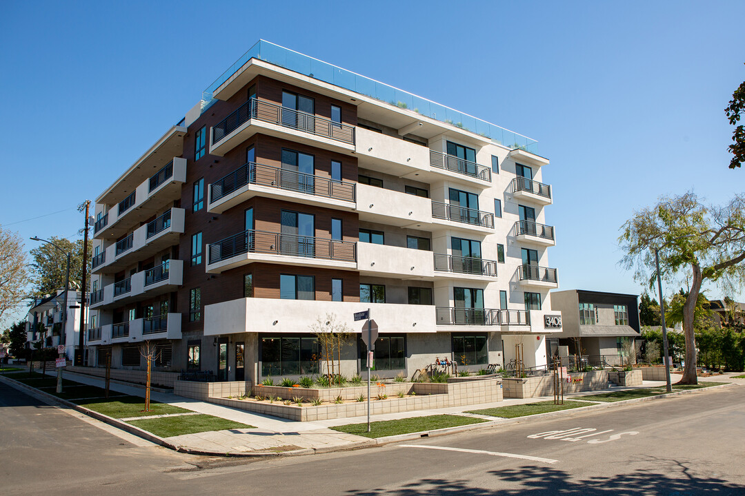 3408 Keystone in Los Angeles, CA - Foto de edificio