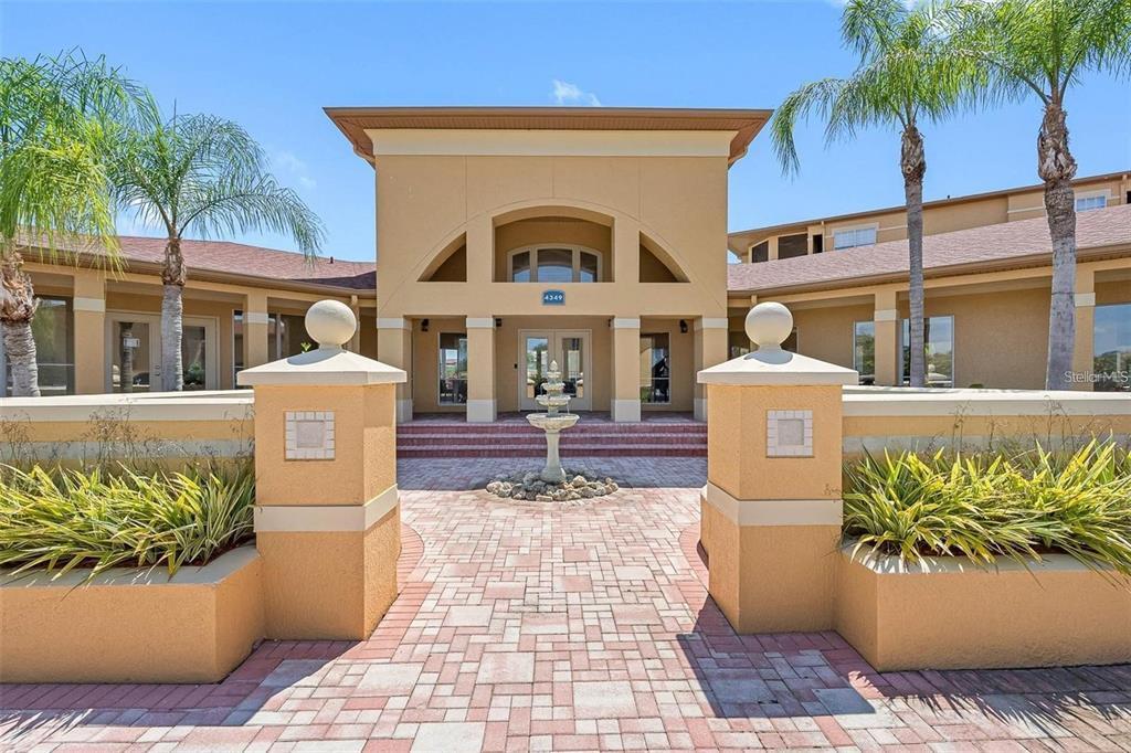 4316 Bayside Village Dr in Tampa, FL - Building Photo