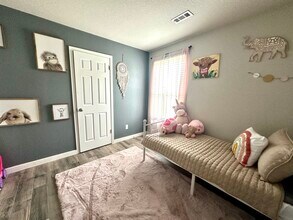 704 NW 67th Ave in Bentonville, AR - Building Photo - Building Photo