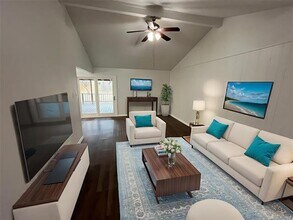 2901 Lanette Ln in Arlington, TX - Foto de edificio - Building Photo