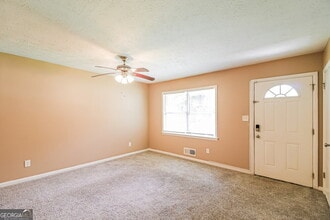 10192 Port Royal Ct in Jonesboro, GA - Building Photo - Building Photo
