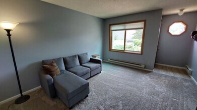 1169 Bartosh Ln in River Falls, WI - Building Photo - Building Photo