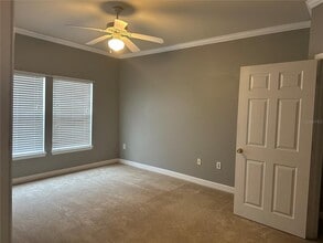 18302 Bridle Club Dr in Tampa, FL - Building Photo - Building Photo