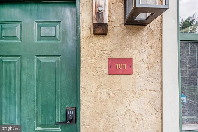 property at 541 Washington Ave
