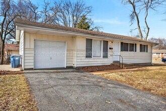 6827 Knoll Ave in St. Louis, MO - Building Photo - Building Photo