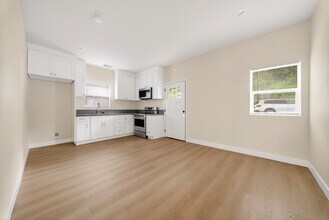 3200 Weldon Ave in Los Angeles, CA - Building Photo - Building Photo