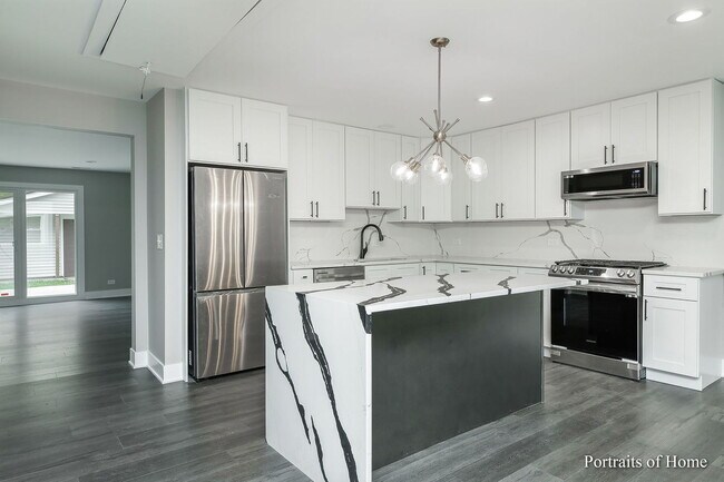 1828 Idlewild Ln in Homewood, IL - Building Photo - Building Photo