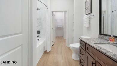 1200 Riverfront Dr, Unit 1127 in Little Rock, AR - Building Photo - Building Photo