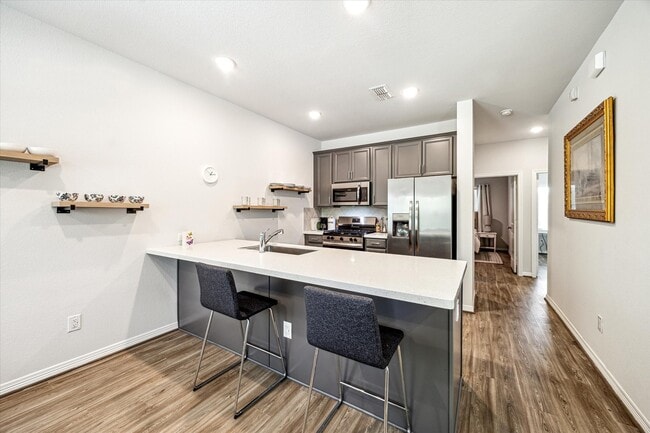 property at 6913 New York St