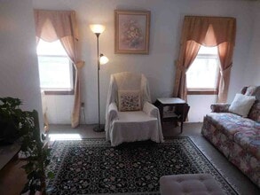 19 Water St, Unit 19 Water Street in Easthampton, MA - Building Photo - Building Photo