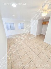 10470 S Vermont Ave in Los Angeles, CA - Building Photo - Building Photo