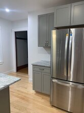 38 Sterling Rd in Waltham, MA - Building Photo - Building Photo