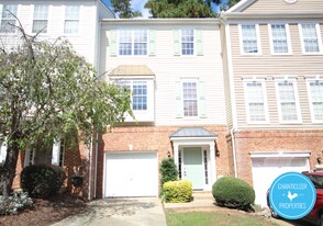 5542 Red Robin Rd in Raleigh, NC - Building Photo