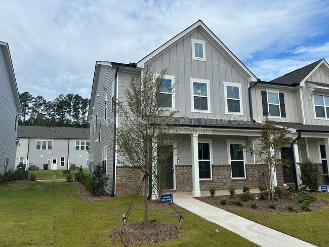 property at 381 Fosterton Cottage Wy