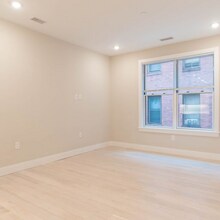 190 Green St, Unit 202 in Boston, MA - Building Photo - Building Photo