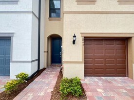 4843 Indio Trl in Lake Worth, FL - Building Photo