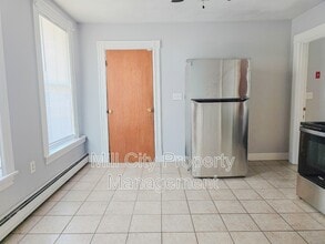 463 Lake Ave in Manchester, NH - Building Photo - Building Photo