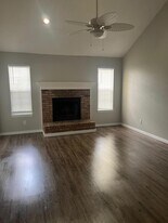 603 Drakes Landing in Mary Esther, FL - Building Photo