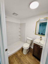 1555 W Shaw St-Unit -Shaw 2 (Downstairs) in Fort Worth, TX - Building Photo - Building Photo