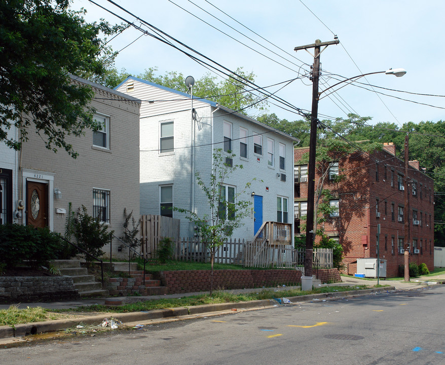 4217 Edson Pl NE in Washington, DC - Building Photo