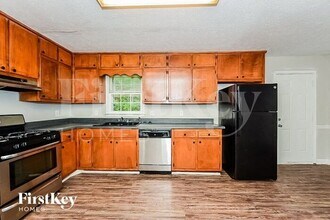 1247 Mountain Dr NE in Conyers, GA - Building Photo - Building Photo