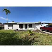 2020 SW 127th Ct in Miami, FL - Building Photo - Building Photo