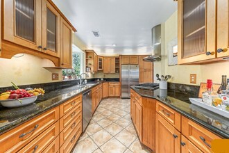2435 31st St in Santa Monica, CA - Building Photo - Building Photo