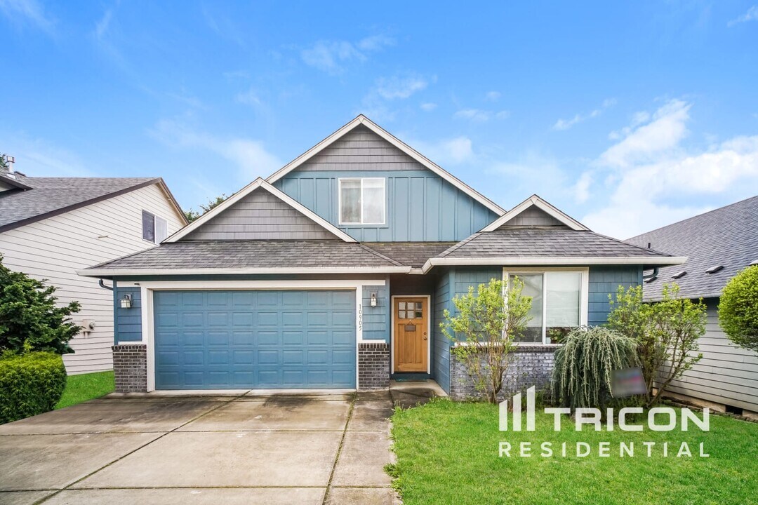 10905 NE 105th St in Vancouver, WA - Building Photo