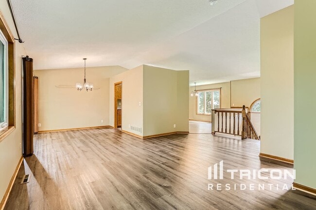 10381 163rd St W in Lakeville, MN - Building Photo - Building Photo