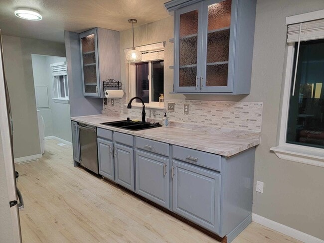 1120 Horne Rd in Benton City, WA - Building Photo - Building Photo