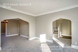 2819 N Girard Ave in Minneapolis, MN - Foto de edificio - Building Photo