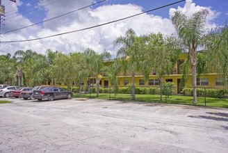 425 SW 3rd St in Belle Glade, FL - Building Photo - Building Photo