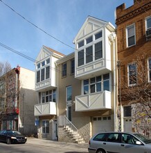 723-725 Bainbridge St in Philadelphia, PA - Foto de edificio - Building Photo
