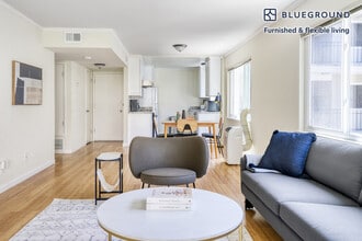 837 Cowper St in Palo Alto, CA - Building Photo - Building Photo